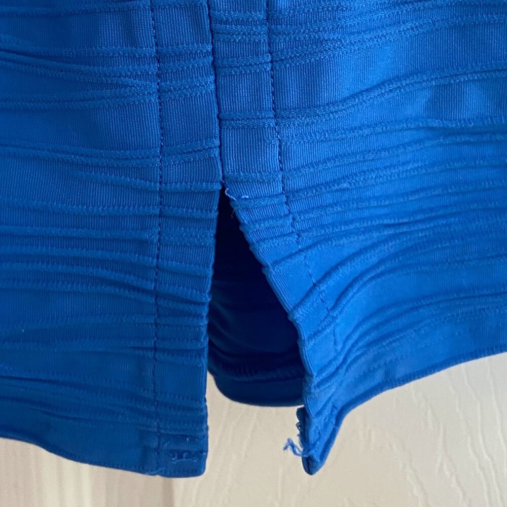Lands' End Women's Ruched Tummy Control Mini Swim Skirt Royal Blue (10) - Picture 2 of 6